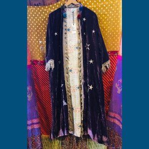 Jaded Gypsy Moonlight Walk Velvet Duster Dark Plum NWT Similar 2 Magnolia Pearl